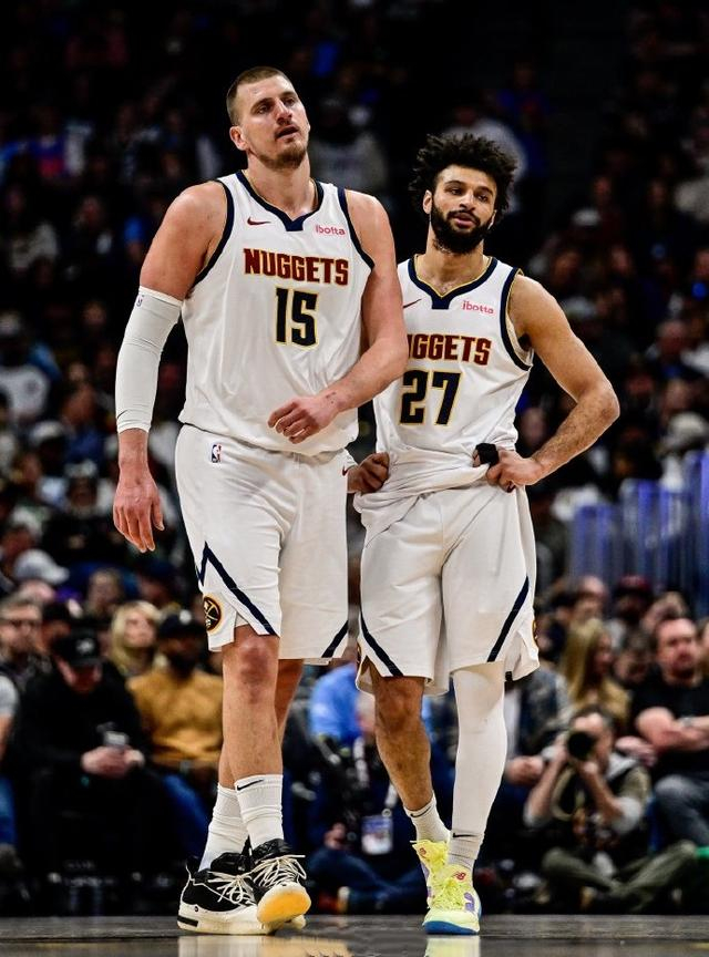 掘金有他才能挖到金！与约老师并驾齐驱 2转变守护丹佛|穆雷|约基奇|洛杉矶湖人队|明尼苏达森林狼队|丹佛掘金队_新浪体育_新浪新闻