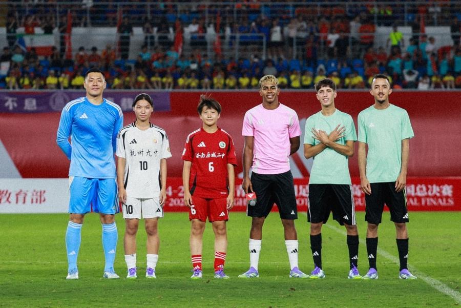 开云体育-2026“苏超”扩容升级，十三支队伍球衣由阿迪达斯专属设计